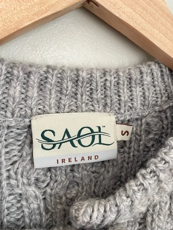 SAOL Ireland Aran 100% Merino Wool Cable Knit Button Cardigan Grey Size Small - Picture 3 of 11